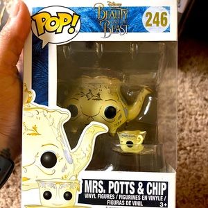 Funko Pop Mrs Potts & Chip #246